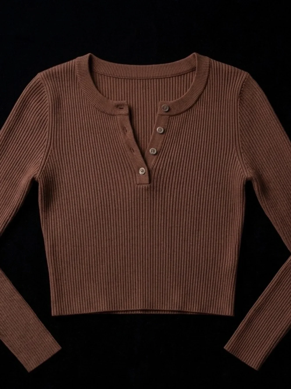 Forever 21 women’s brown ribbed long sleeve Henley top in a M - Picture 2 of 5